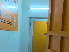 -安东易迷你自助仓储寄存仓库(顾戴路店)