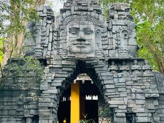 -海口观澜湖火山温泉谷