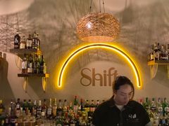 -Shift cocktail bar鸡尾酒吧