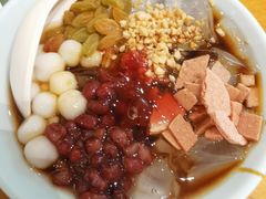 -蓉李记成都名小吃(二七万达店)