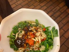 -山城年华老火锅(玉林店)