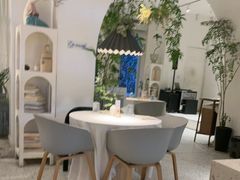 -春树下·树屋花房西餐厅(罍街AS1980店)