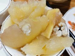 -胡须哥网红竹筒菜