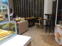 用餐区-沁园(加州财信店)