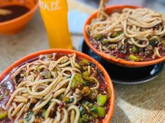 -玲玲米粉·新疆现炒米粉(大十字总店)