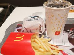 -麦当劳(国际大厦店)