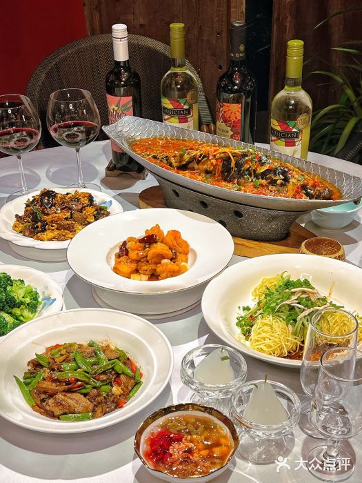 小河盐帮·私家菜·烤鸭(三元桥·霄云路店)图片