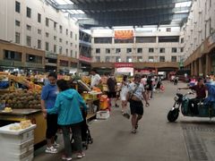 -三亚新鸿港水果一级批发市场