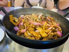 -胡须佬鸡煲四季火锅店(石厦西村直营店)