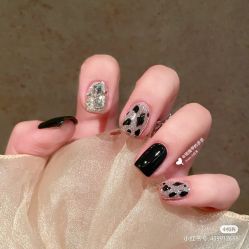 -湫.实美学自助美甲