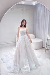 -LOVE SHINE婚纱·红鼎庄龙凤褂·妈妈装定制