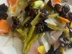 -土砂锅生态山庄·非遗砂锅雅鱼