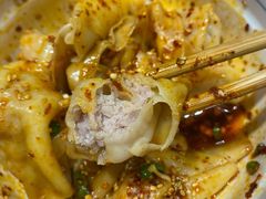 -八二小区抄手(龙湖上城天街店)