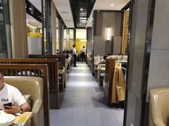 -荷花亭·湖北融合菜(十堰武商MALL店)