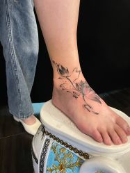 -越域刺青