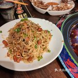 位于南内环街财富大厦停车场院内