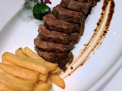 招牌牛肋骨-荣兴酒家(徐家汇店)