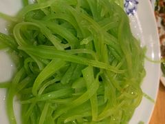 -湘聚南县土菜馆(龙山二路店)