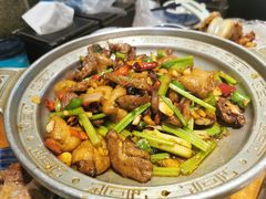 -95号酱骨·一块豆腐(展春园西路店)