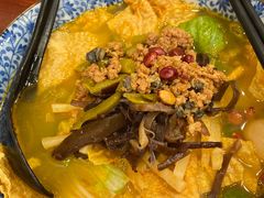 -螺世纪螺蛳粉·桂味小排档(裕德店)