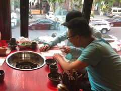 -谭鸭血老火锅(漳州路店)