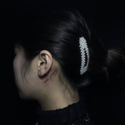 -木子·纹身店TATTOO穿孔·洗纹身