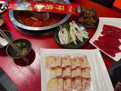 -谭鸭血老火锅(万象九宜城店)