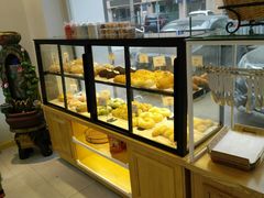 面包甜点陈列柜-执茶识麦(万达华府店)