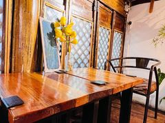 -蓝壁虎咖啡酒馆