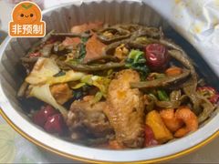 -风光老灶麻辣香锅(大成路翠微百货店)