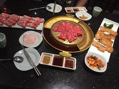 -猪啊牛呀羊啊铜盘烤肉(正大广场店)