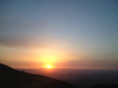 -鬼笑石后山停车场