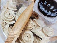 -红宝石·鲜奶小方·海派西点房(控江店)