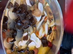 -野菌皇海景野生菌火锅(滨海大道店)