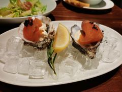 法国生蚝配酸忌廉三文鱼鱼子酱-Bistro 63 创意融合料理(广粤天地店)