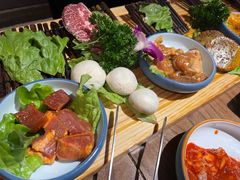 -明洞阿姨·韩式酱蟹烤肉·创意料理(三元桥店)