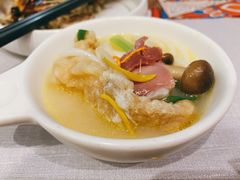 过桥米钱-云海肴·汽锅鸡·云南菜(美罗城店)