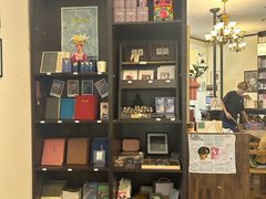 -良友书坊(安徽路店)