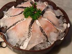 -尚尚仙·酸汤猪手·猪肚鸡火锅(华联万柳购物中心店)