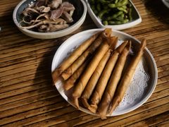-聚汇三少·龙虾·中餐厅(莫邪路新天地店)