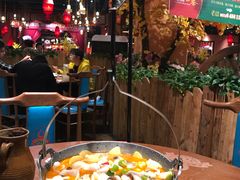 -老滇山寨•云南特色菜•地方菜•民族风情歌舞表演(金碧店)