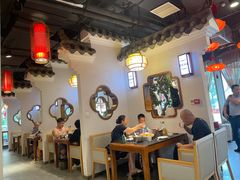 -万重锦·人文川菜馆(骡马市店)