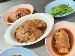 -Kha Mu Charoensang(Silom)
