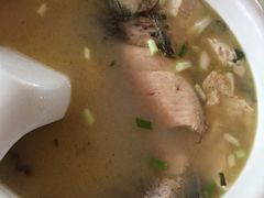 -小六农家乐(崇明西沙湿地店)