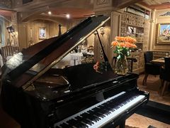 -火车头法国西餐厅