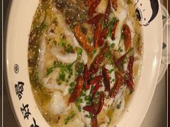 -江渔儿酸菜鱼(港湾1号店)