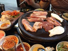Dombe豚(黑猪肉街店)-Dombe豚(黑猪肉街店)