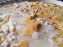 -老来福·非遗酸汤兔(凯旋路店)