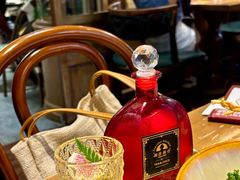 -秘密旅行Bonjour(黑金冠 江南西店)