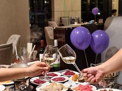 -广州万富希尔顿酒店·感趣自助餐厅·金秋蟹宴生蚝海鲜刺身